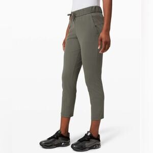 Lululemon On the Fly 7/8 Pant in Grey Sage